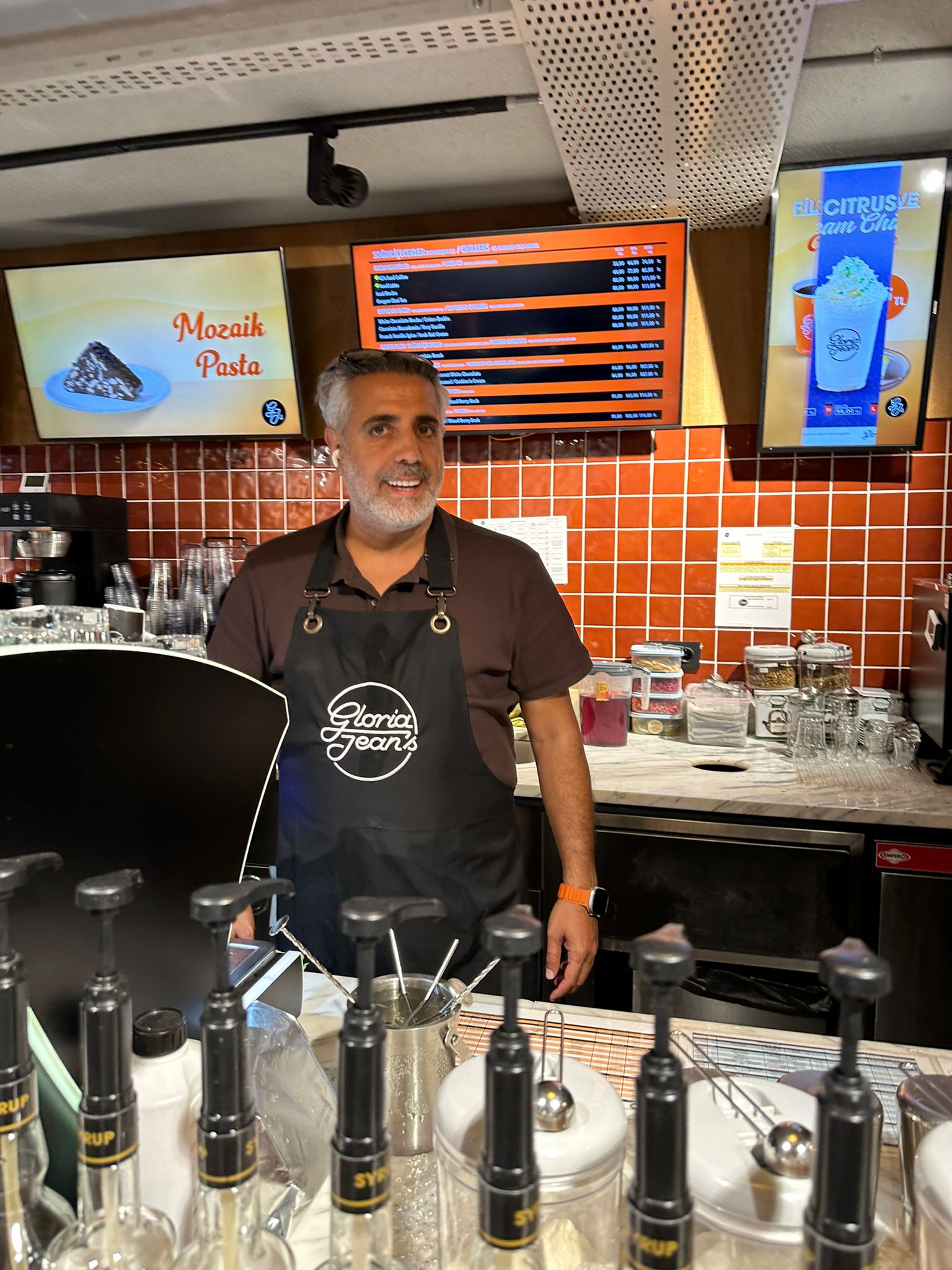 Bir Fincan Kahve Değil, Bir Hayat Kuruyorsun – Gloria Jean's Franchise Fırsatı Şimdi Özbahçeci Invest'te - Görsel 3